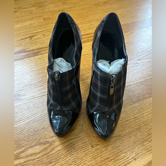 Aldo Open Toe High Heel Plaid Booties - Picture 1 of 5